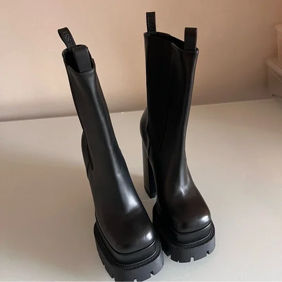 VERSACE | Black block platform aevitas Versace lug sole designer leather boot - Picture 16 of 16